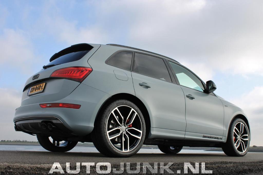 585975AUDISQ52173.jpg