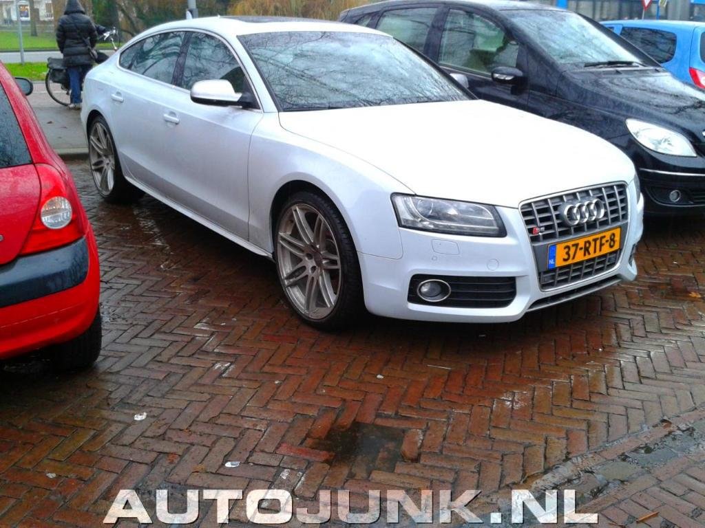 586471481S5SPORTBACK.jpg