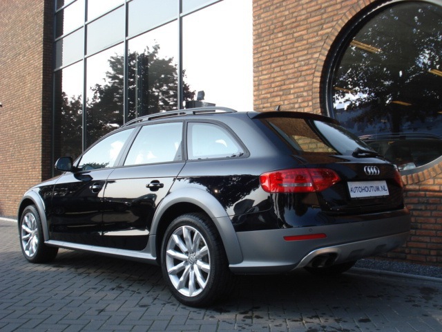 58793391AUDIA4ALLROAD.jpg