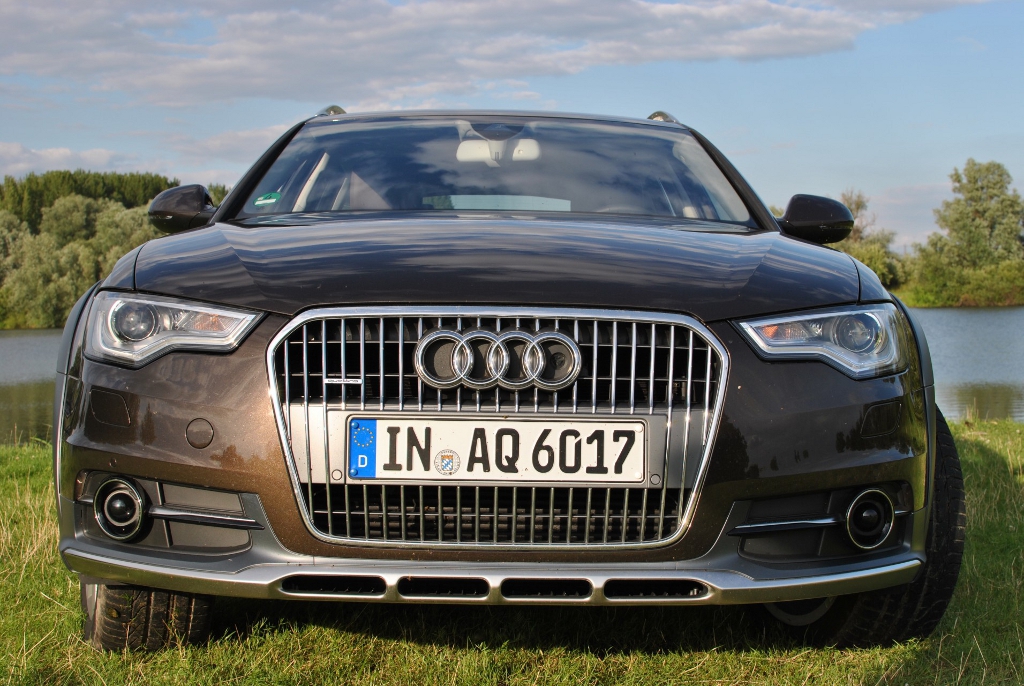588219112AUDIA6C7ALLROAD.jpg