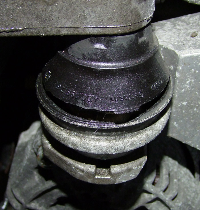 588834Supportmoteur.jpg