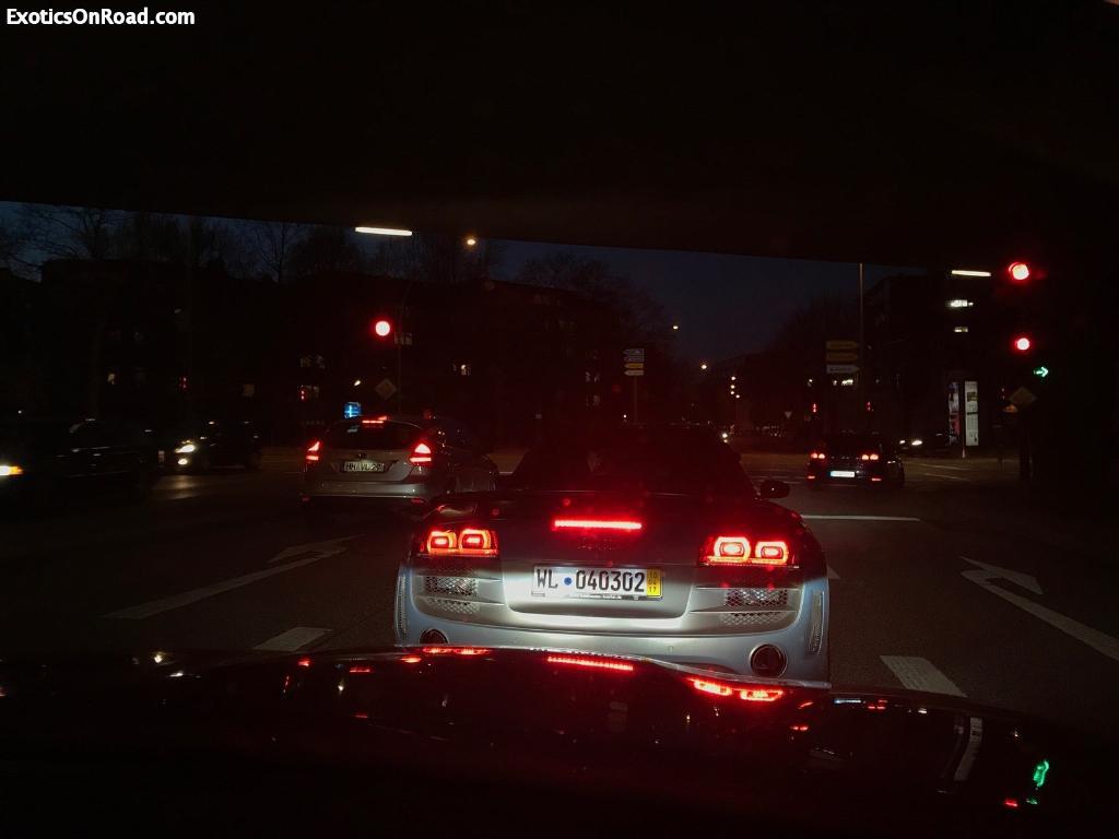 589879R8GT1857.jpg