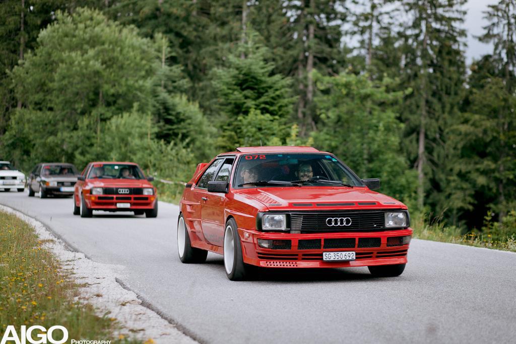 590105URQUATTRO1975.jpg