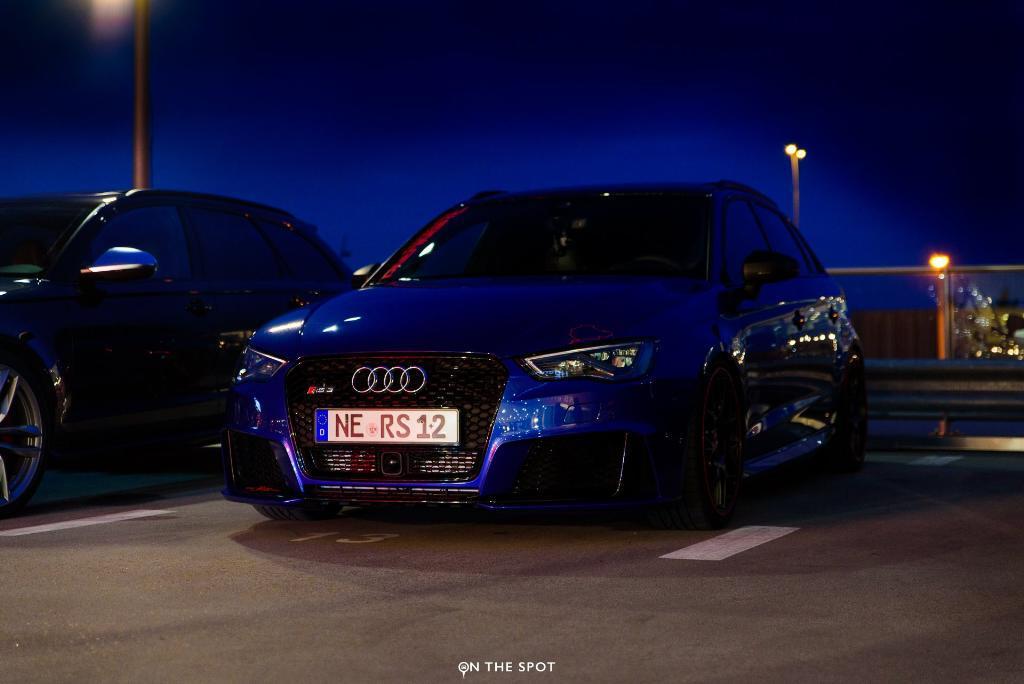 590256RS38V2076.jpg