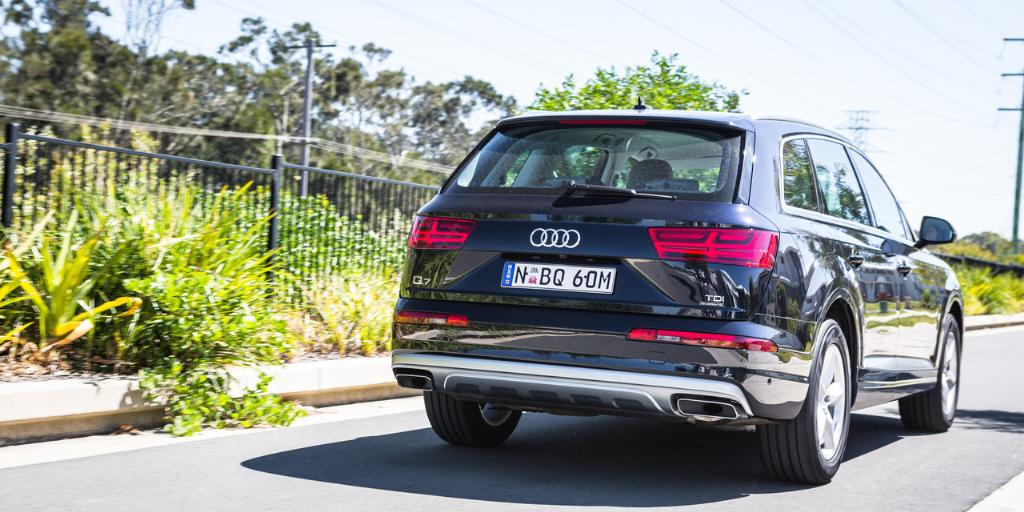 592155Q7MK21383.jpg