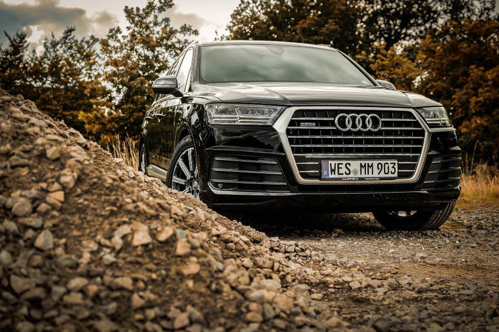 593018Q7MK2371.jpg