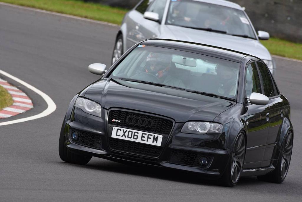 593219AUDIRS42905.jpg