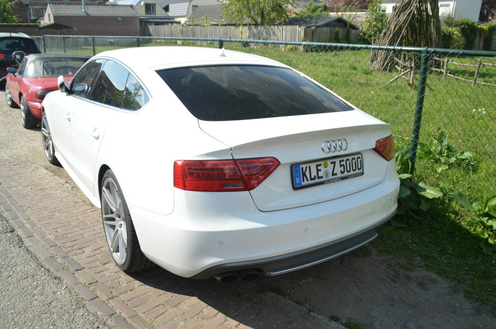 594500316S5SPORTBACK.jpg