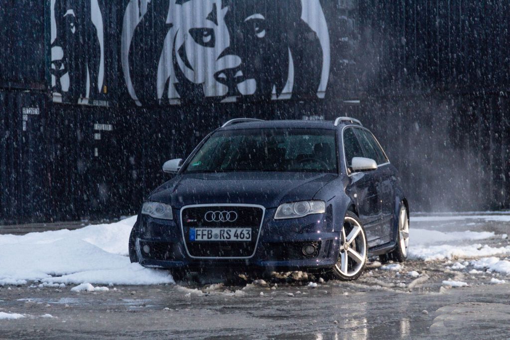 595455AUDIRS41584.jpg