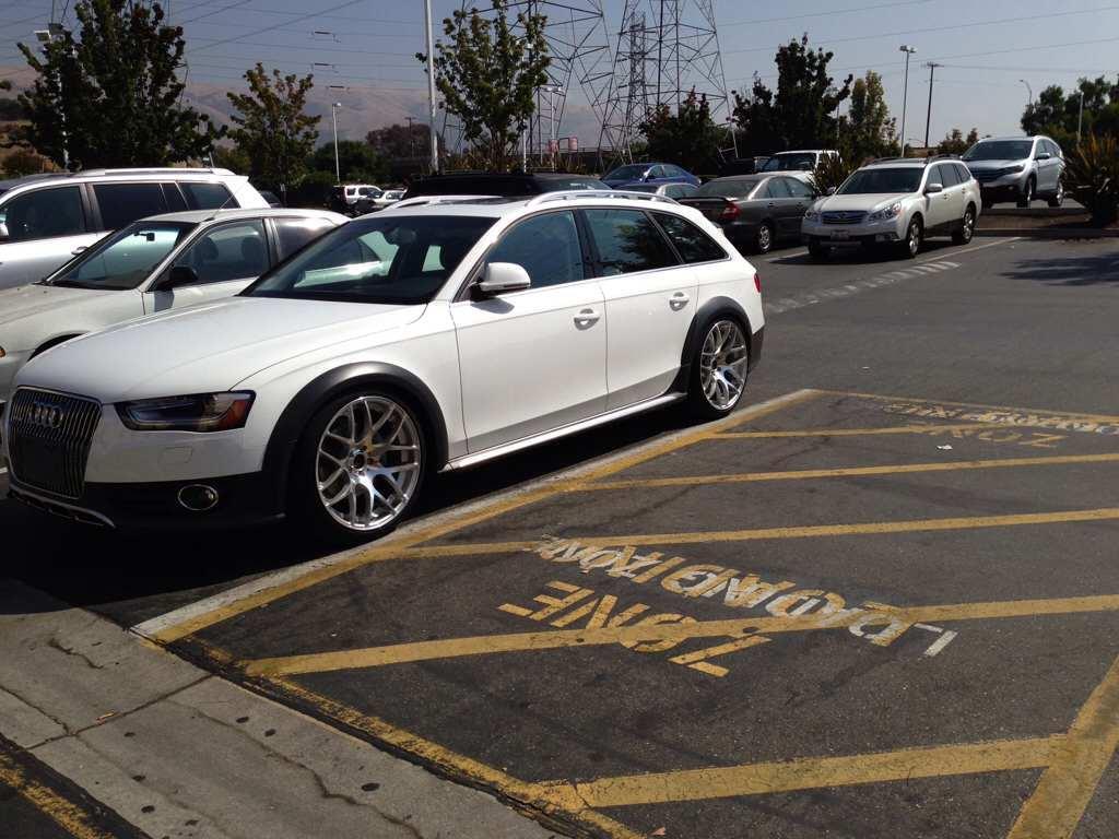 595466692AUDIA4ALLROAD.jpg