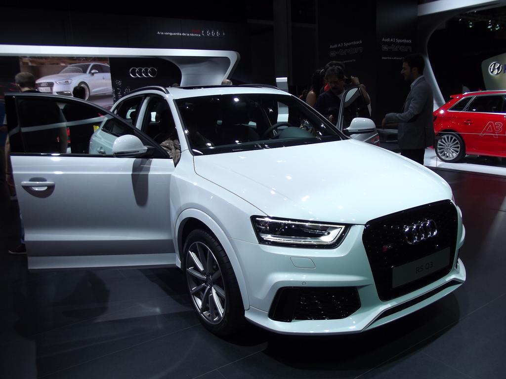 595831RSQ3116.jpg