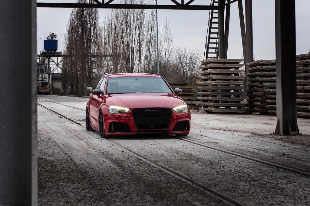 596886RS38V1771.jpg