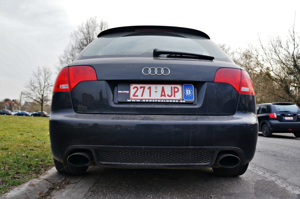 597045AUDIRS41789.jpg