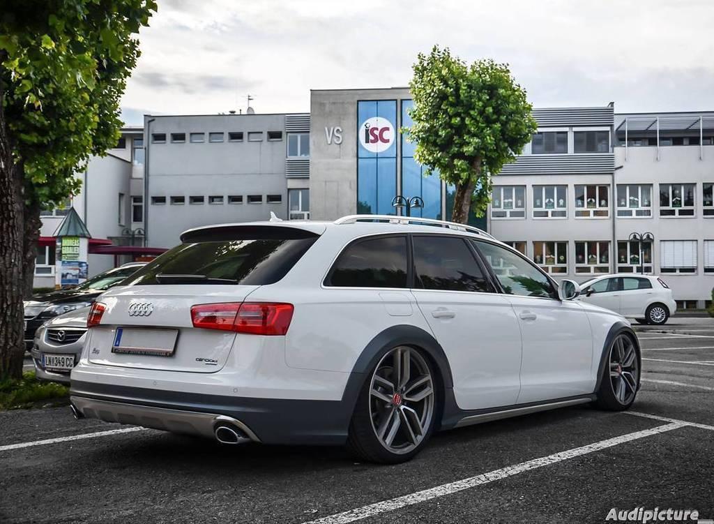 597943827AUDIA6C7ALLROAD.jpg
