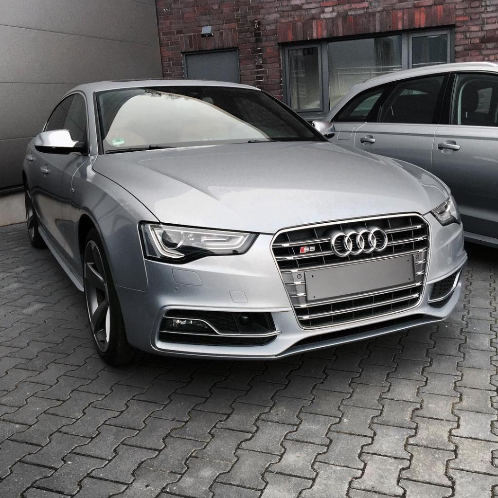 598369944S5SPORTBACK.jpg