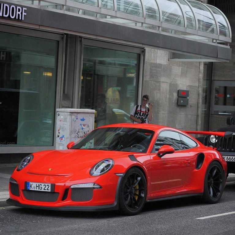 5984510131PORSCHE991GT3RS.jpg