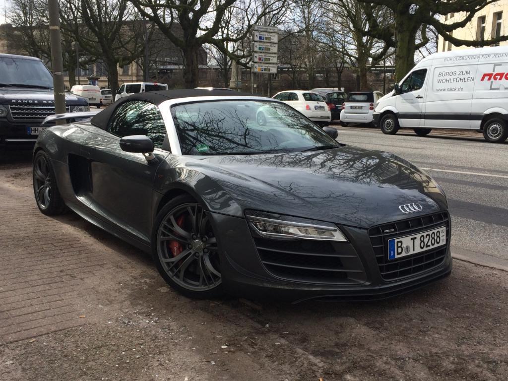 598584R8GT1824.jpg