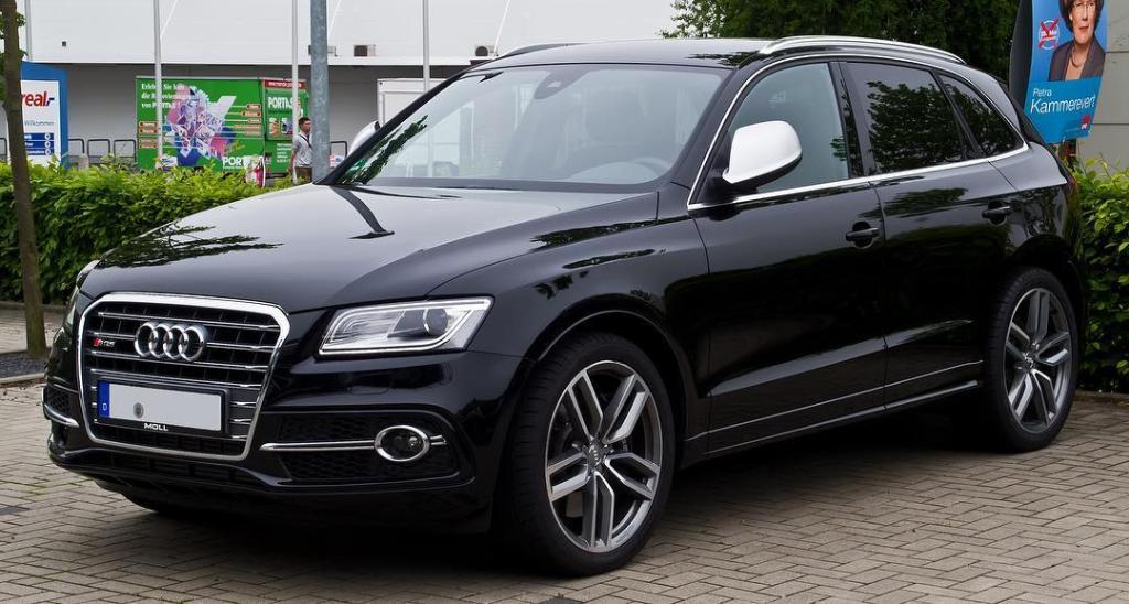 599709AUDISQ52264.jpg