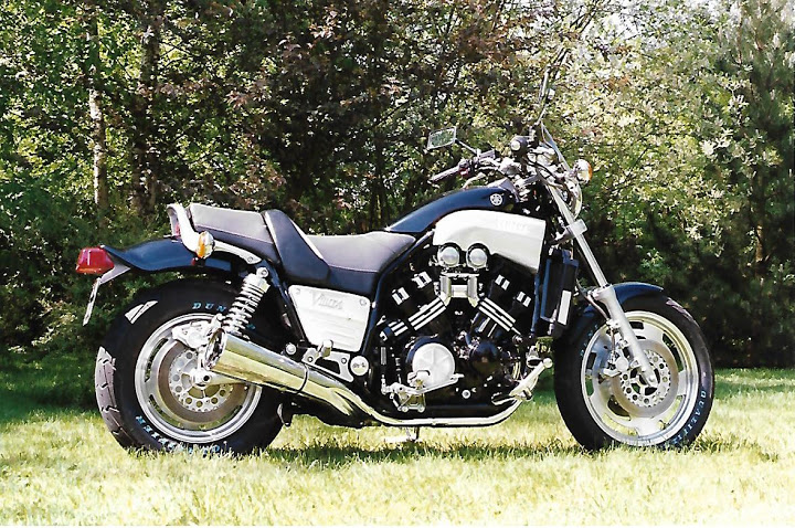 Yamaha%2B1200%2BVMax.jpg