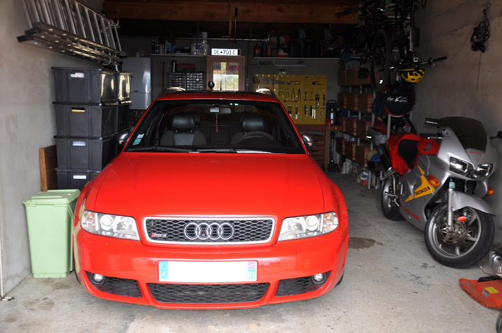 RS4%2Bgarage.jpg