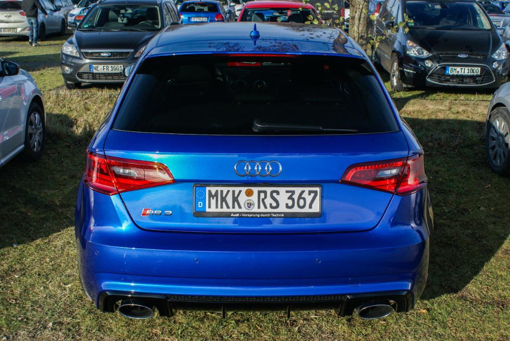 600967RS38V1845.jpg