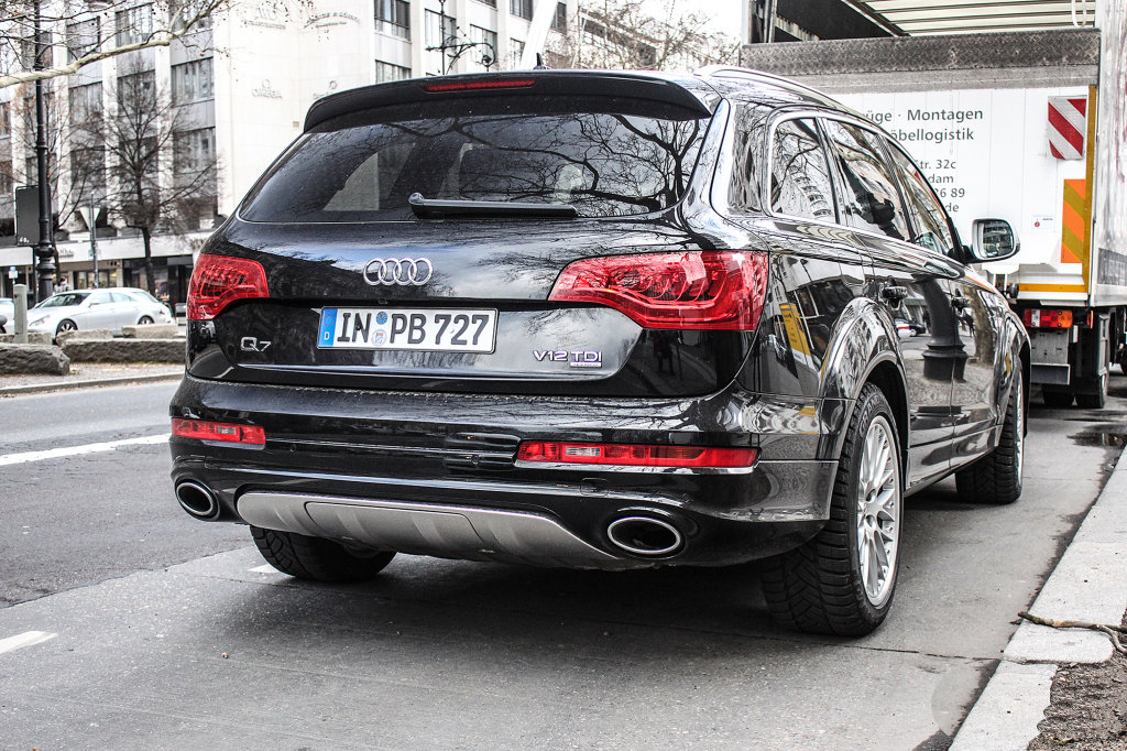 6027881011Q7V12.jpg