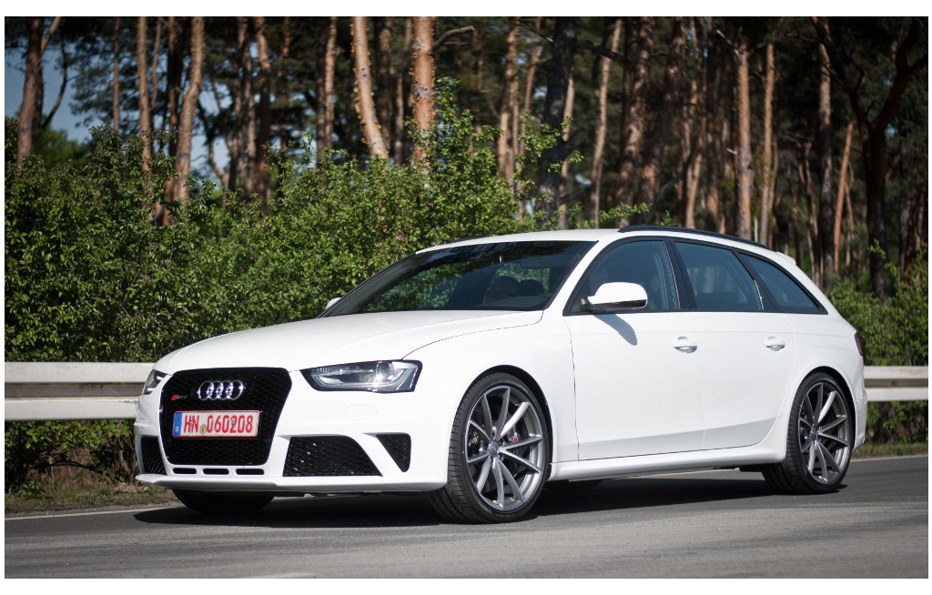 603018RS4B8ESQUIROU032.jpg
