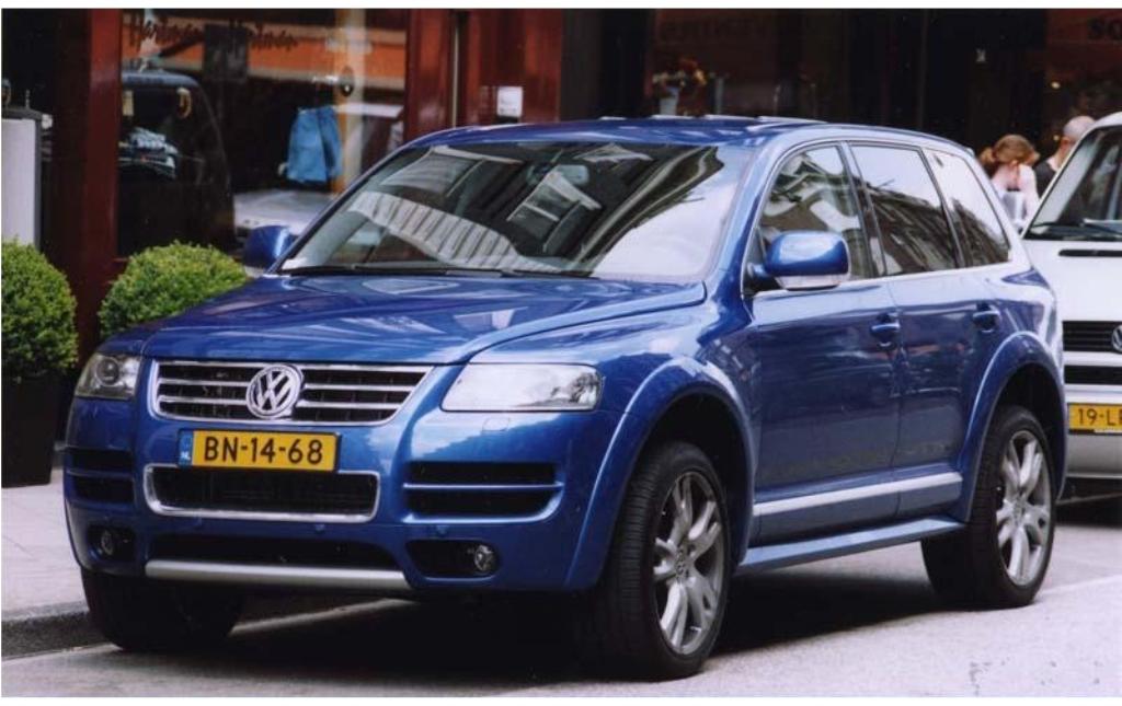 603422W12TOUAREG406.jpg