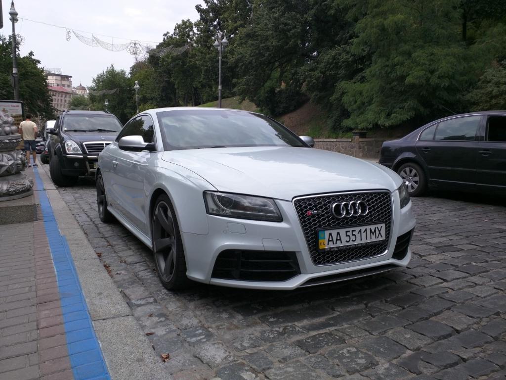 604801AUDIRS52654.jpg