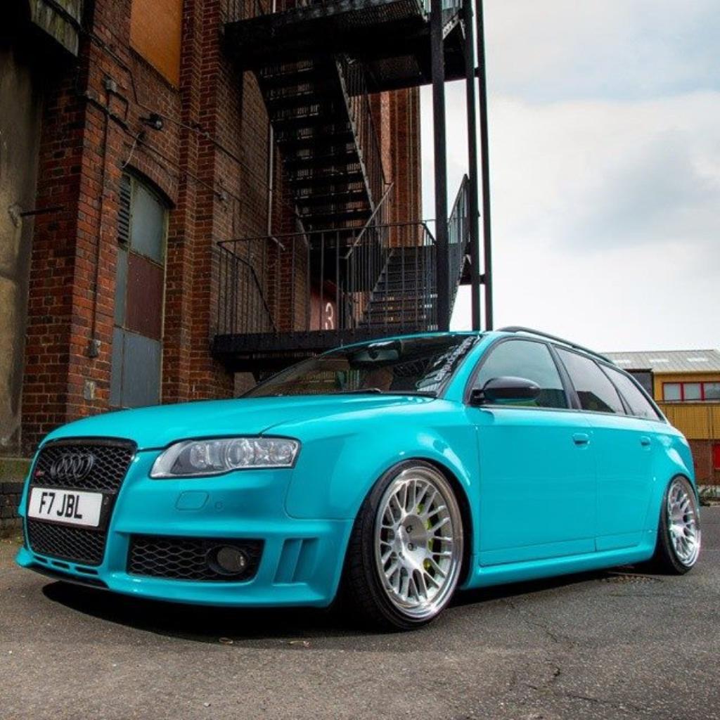 605498AUDIRS41633.jpg