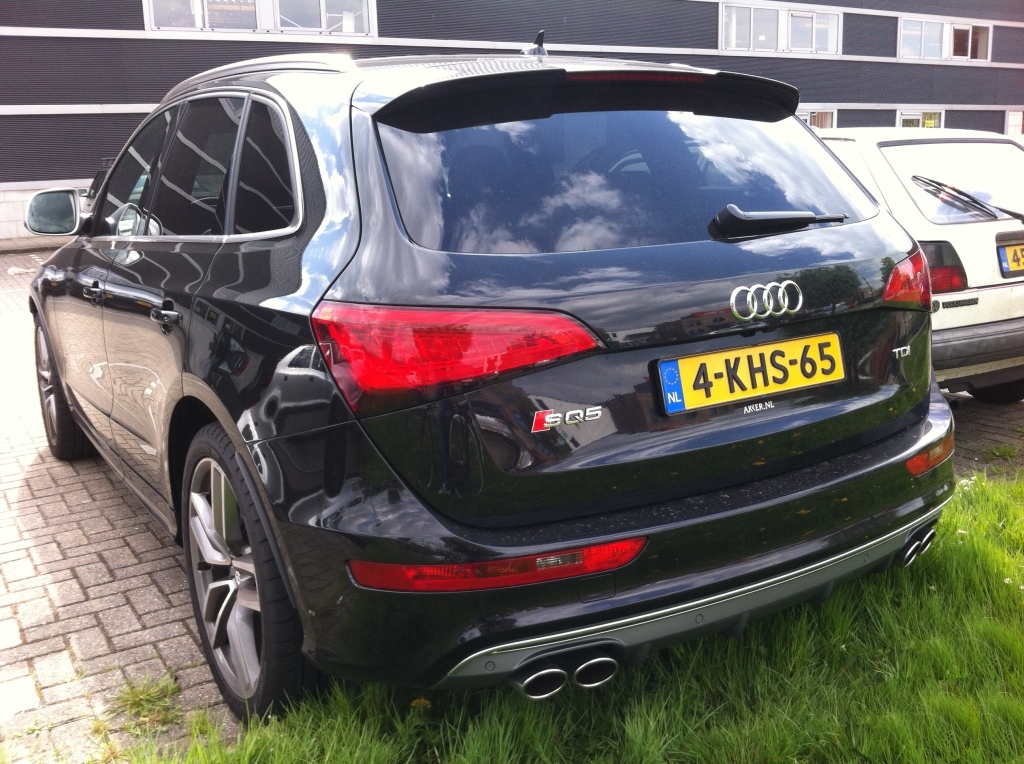 605679AUDISQ5591.jpg
