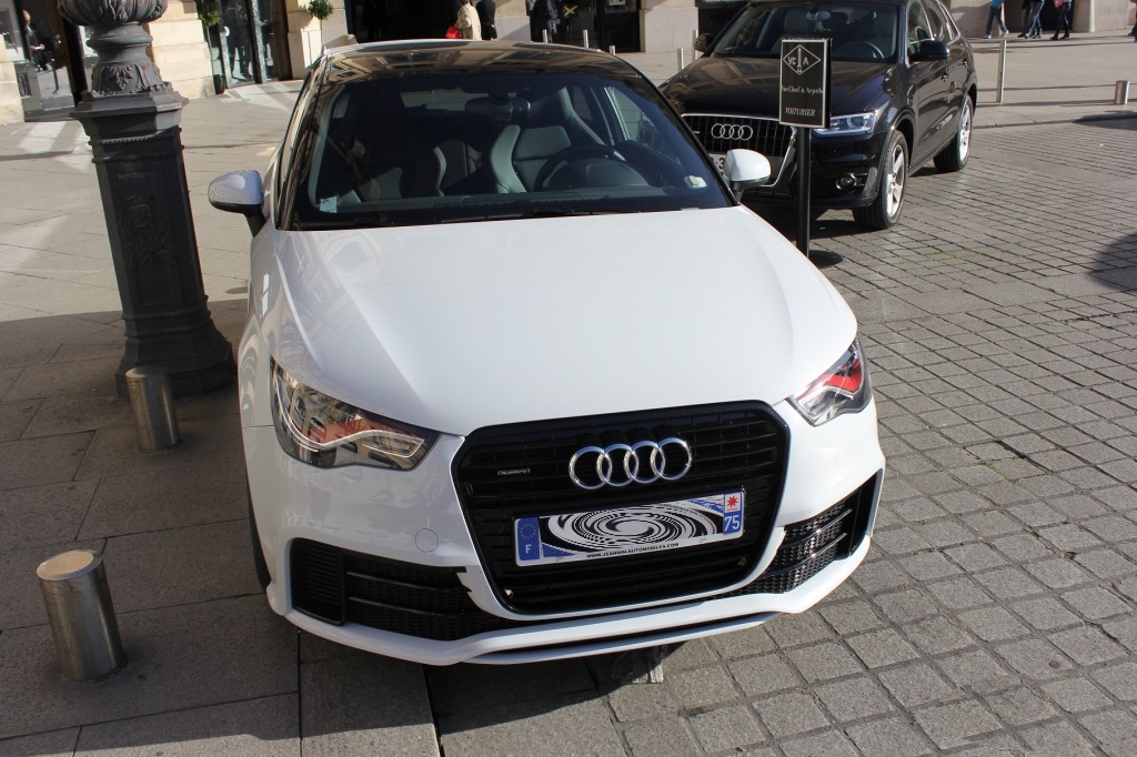 605949A1QUATTRO524.jpg