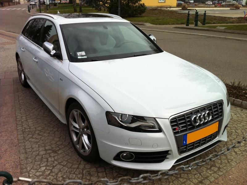 606515135S4ESQUIROU.jpg