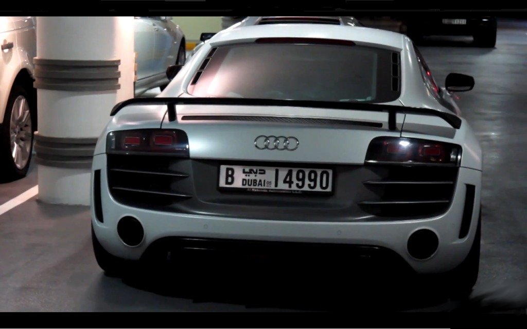 607275R8GT734.jpg