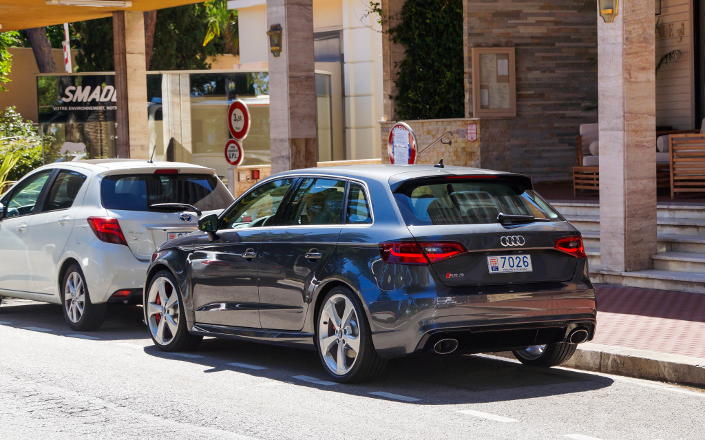 609273RS38V1000.jpg