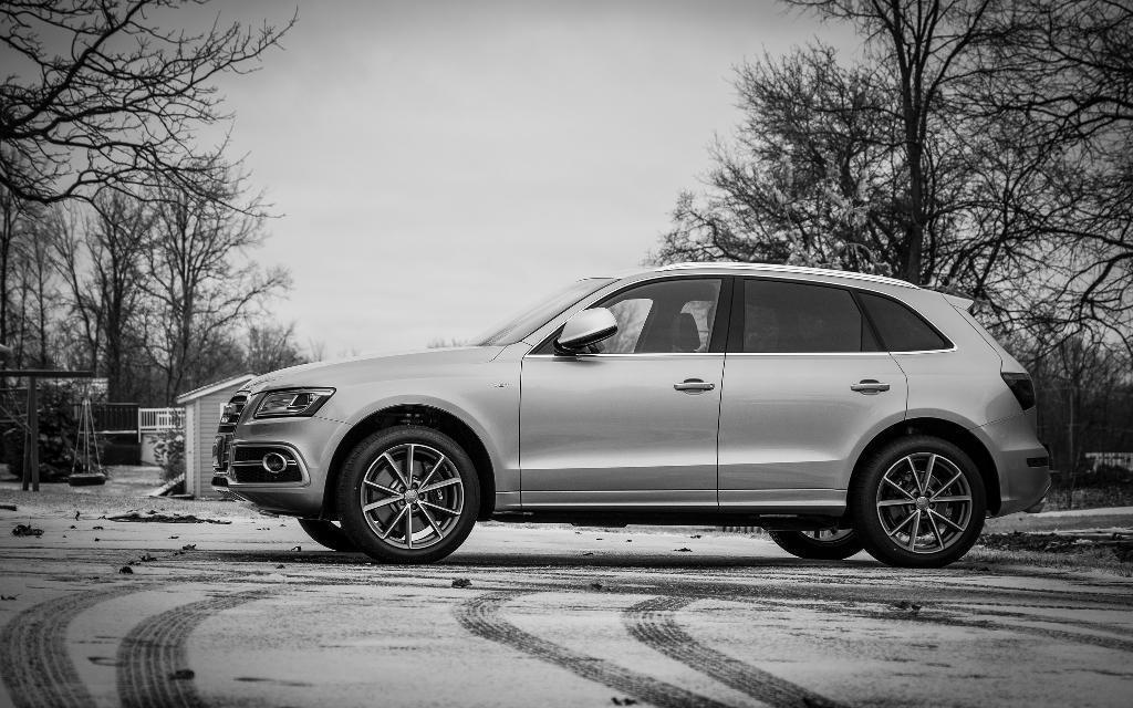 612755AUDISQ51809.jpg