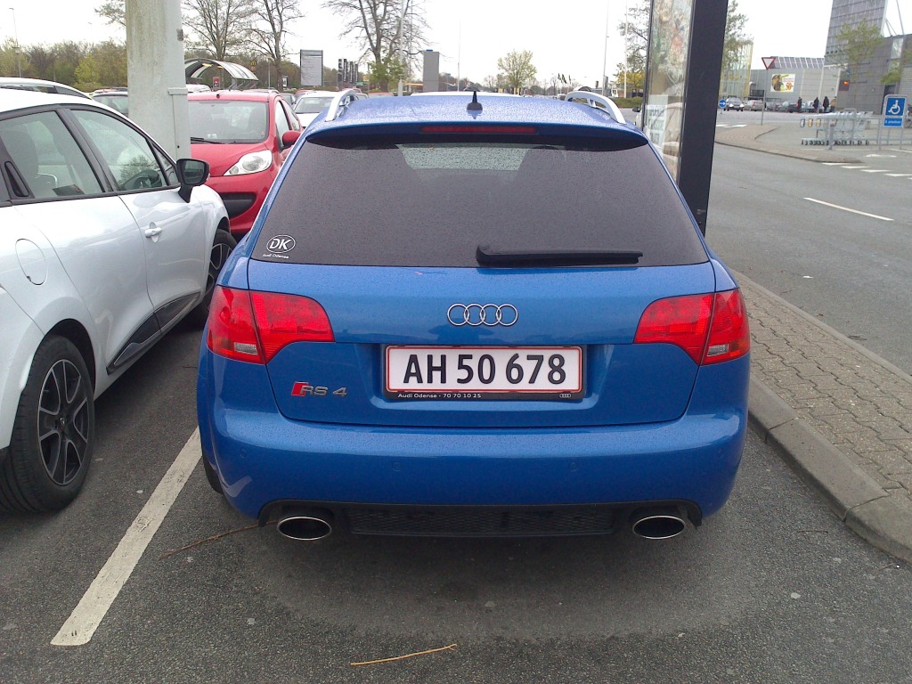 612975AUDIRS41189.jpg