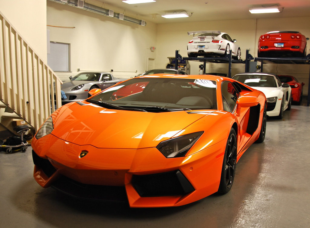 615393229LAMBORGHINIAVENTADORESQUIROU.jpg