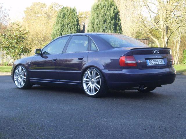 615801pb220041.jpg
