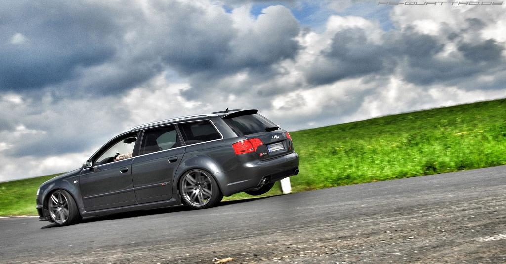 616847AUDIRS4882.jpg