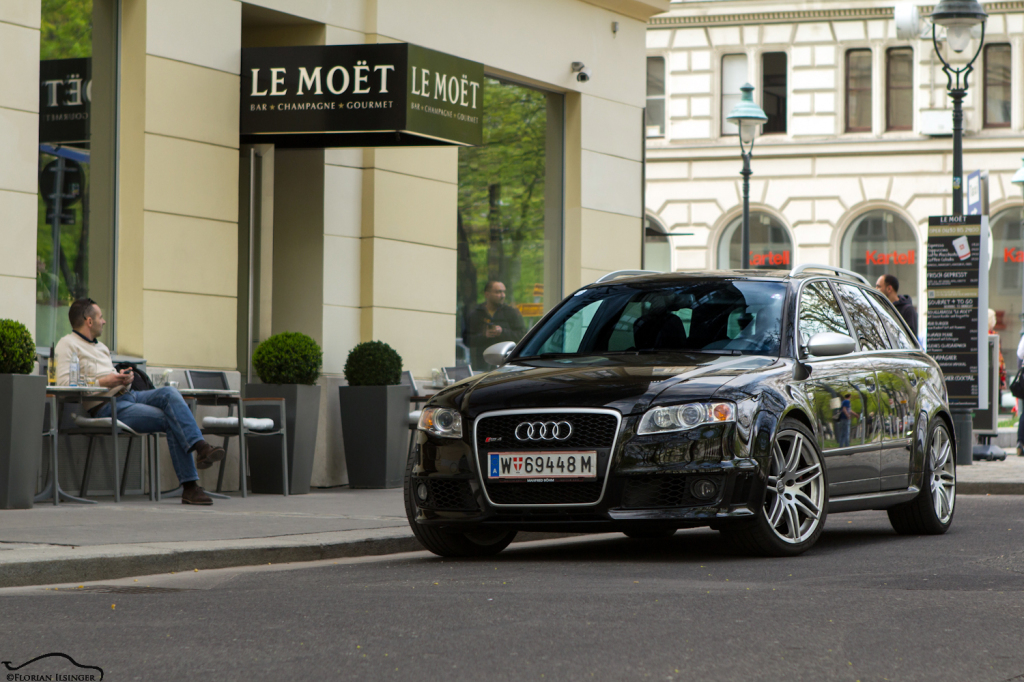 617058AUDIRS4830.jpg