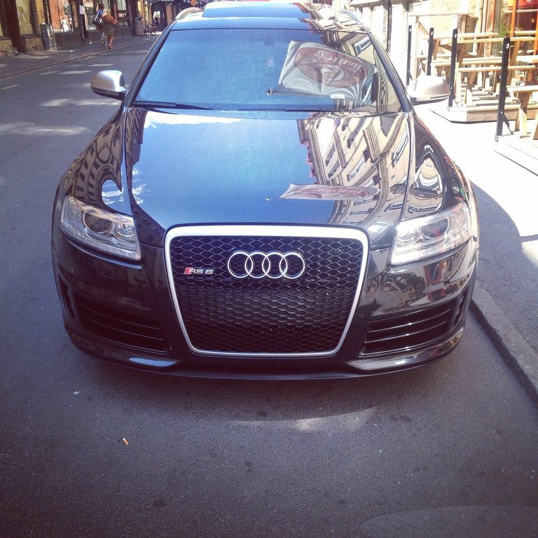 617988RS61299.jpg