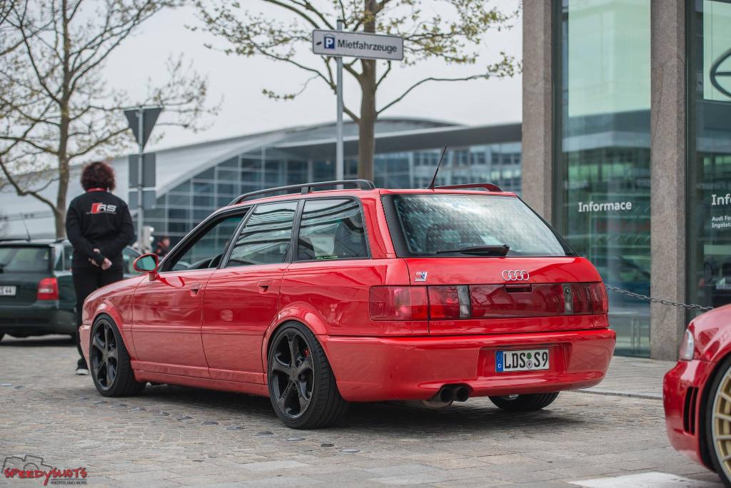 618969RS21259.jpg