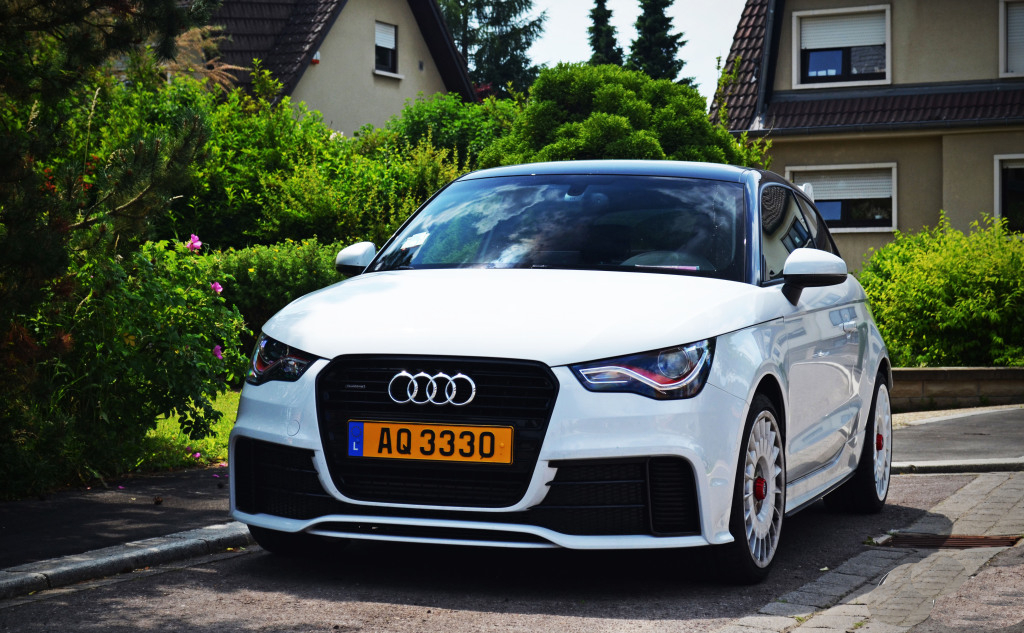 619273A1QUATTRO452.jpg