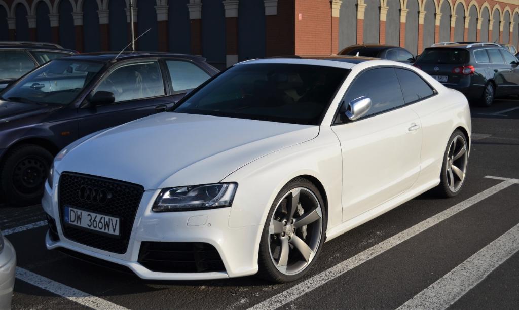 619349AUDIRS53103.jpg