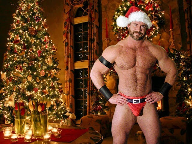 gay-bear-santa-claus.jpg?x31357