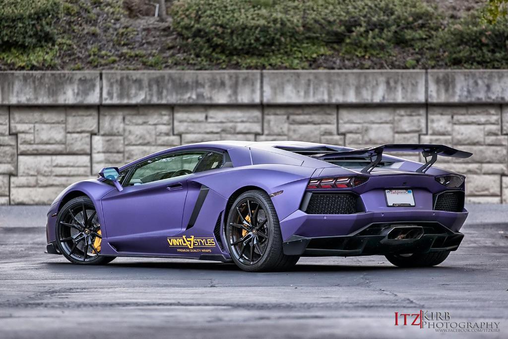 6211001051LAMBORGHINIAVENTADOR.jpg