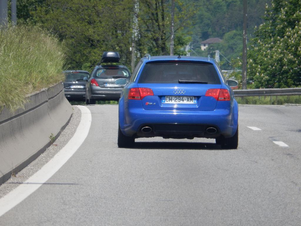 621185AUDIRS42596.jpg