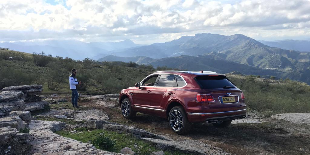 621474BENTAYGA0027.jpg