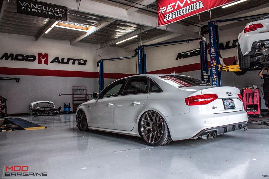 621596AUDIWHEELS0867ES4B8.jpg